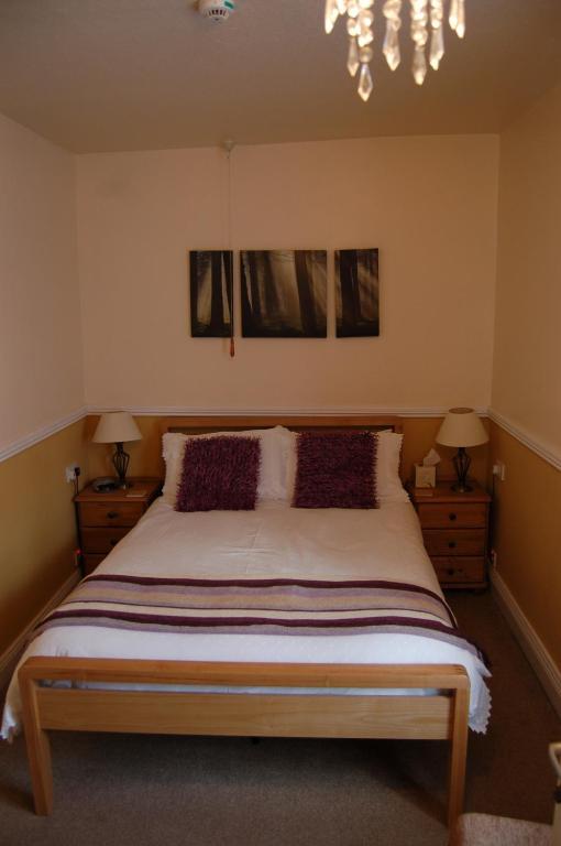 Compton House Bed & Breakfast แอชบอร์น ภายนอก รูปภาพ